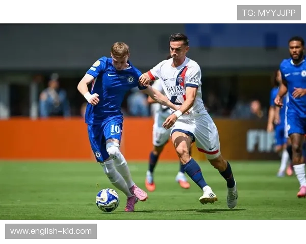 世俱杯足球明星介绍及赛场表现深度分析